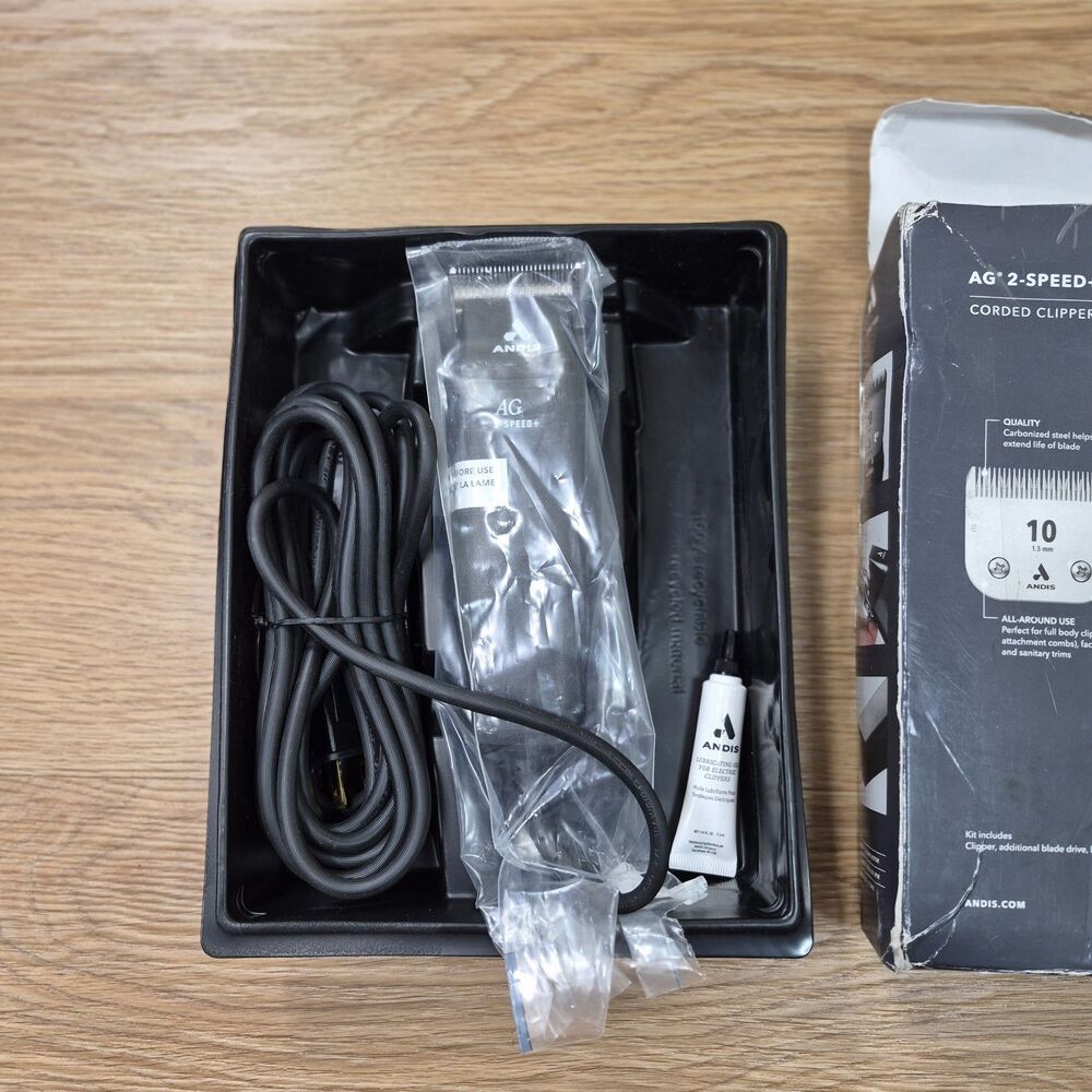 Andis 12845 Ultra-Light 2-Speed Professional-Grade Detachable Blade Clipper